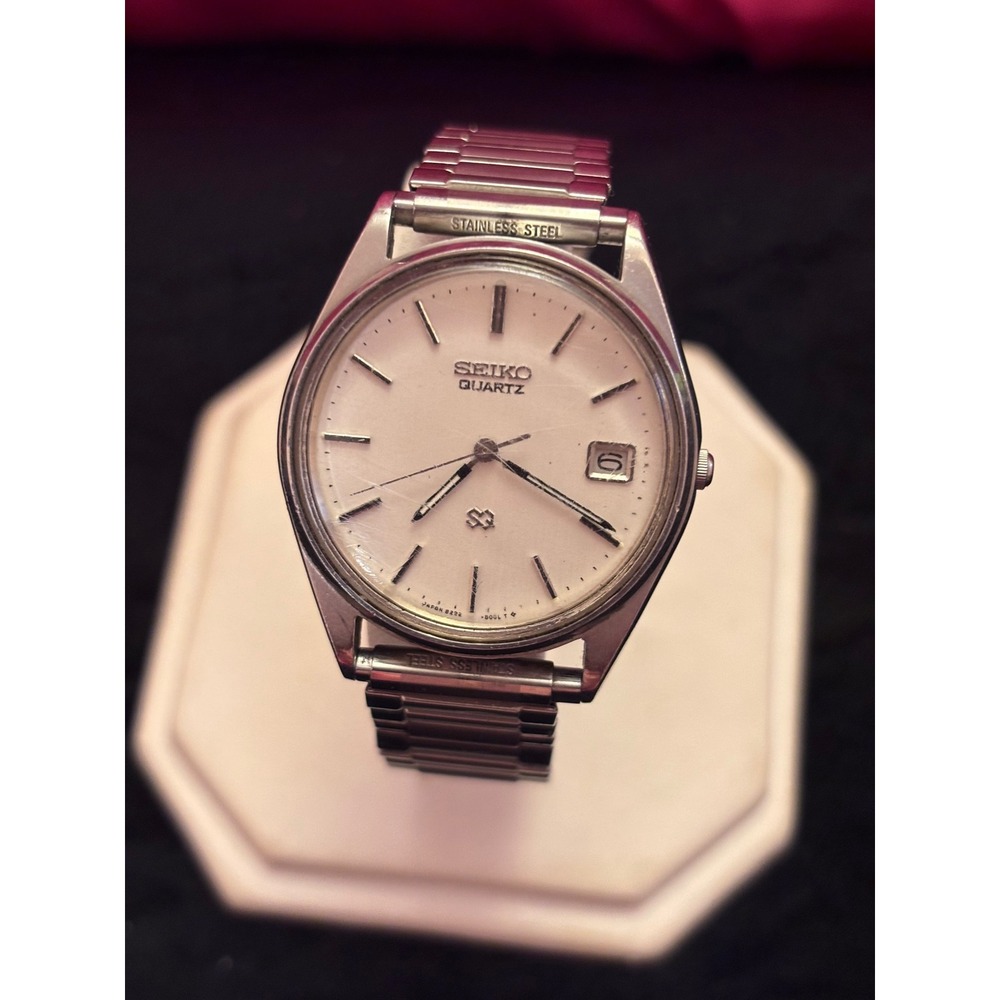 Seiko Quartz SQ Vintage Mens Watch  Stainless Steel Date 8222-8029 Fresh Bat